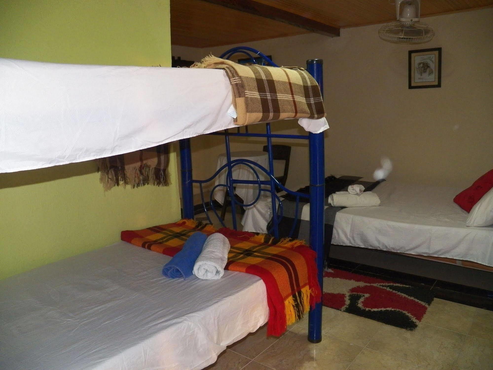 Hostel Green Light Таганга Экстерьер фото