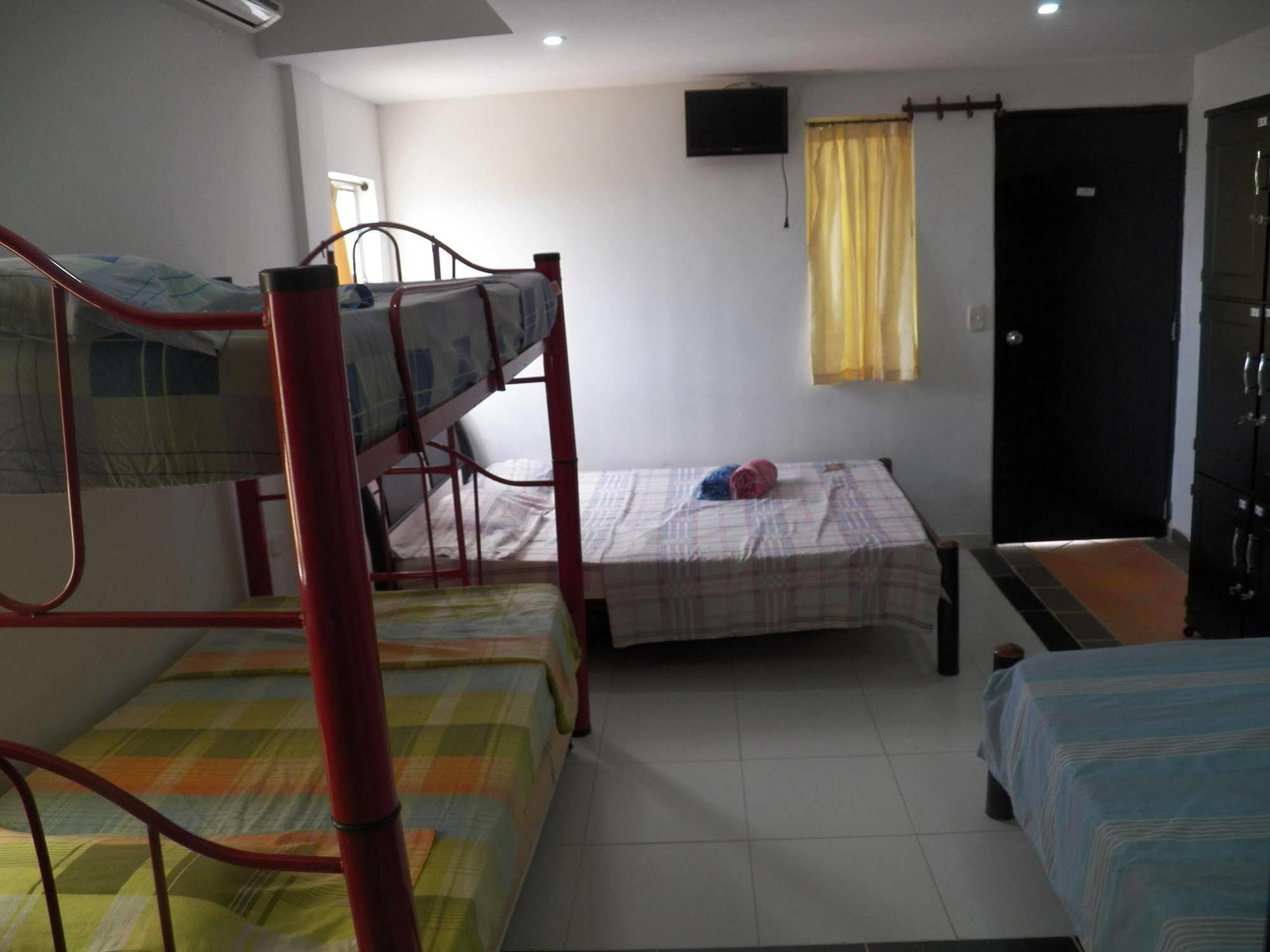 Hostel Green Light Таганга Экстерьер фото