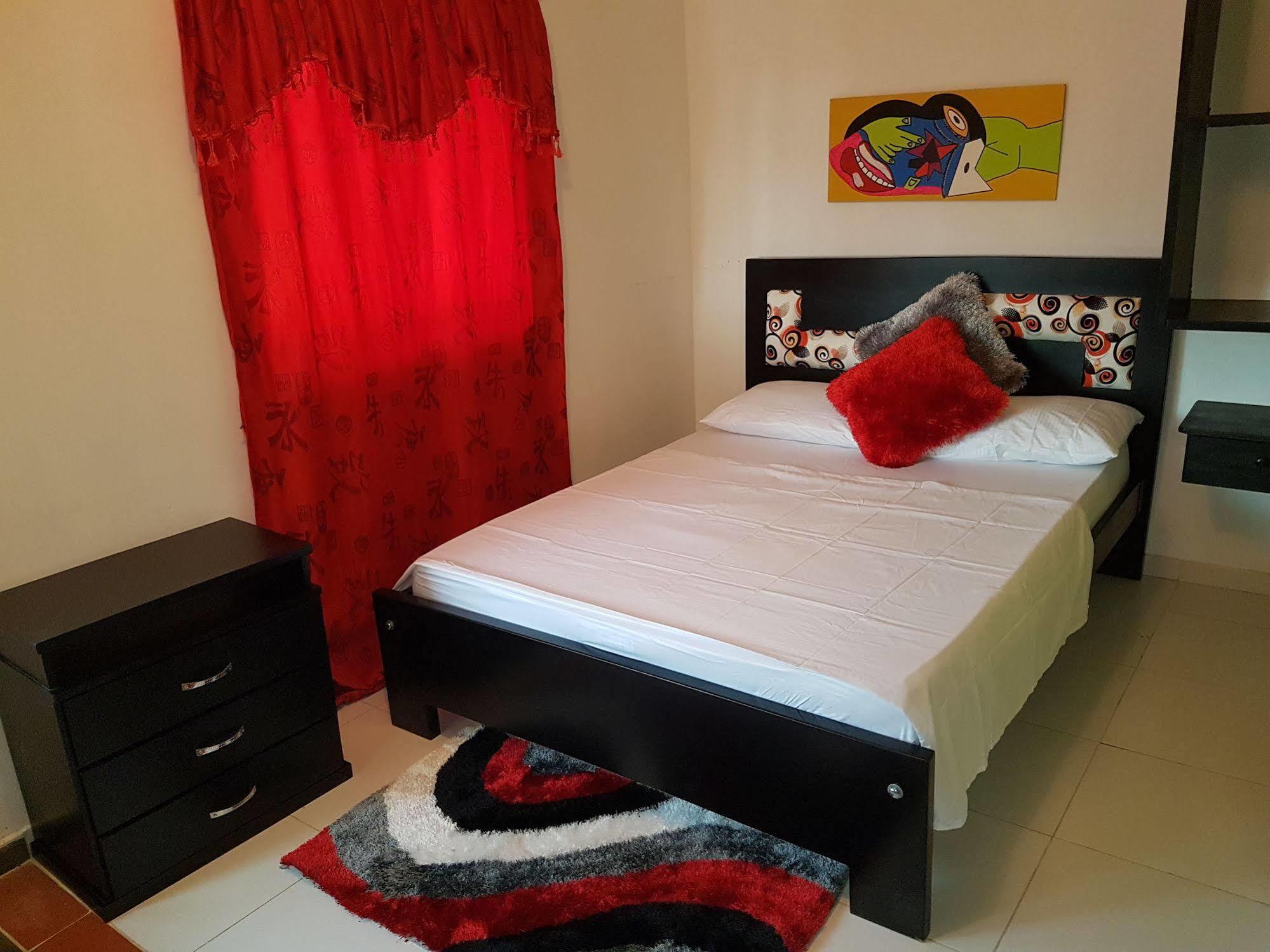 Hostel Green Light Таганга Экстерьер фото